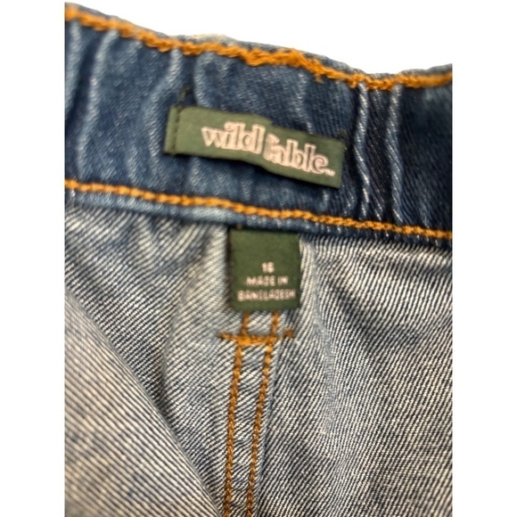 Wild Fable Plus Size Super High Rise Utility Shorts Medium Wash Size 16 NWT - Picture 2 of 4